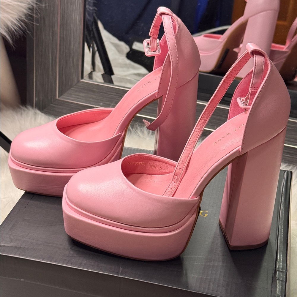 NWT Azalea Wang Montgomery Shoes, Party Prom Event Chunky Pump in Pink, size 9